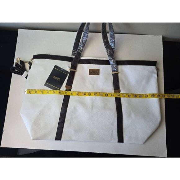 Badgley Mischka Anna Vegan Weekender Tote New - Picture 11 of 11